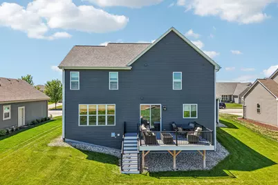1390  Foxwood Pass, Oconomowoc, WI 53066 - Photo 35