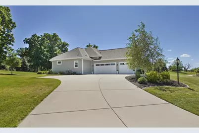 W279N8618  Twin Pine Cir, Lisbon, WI 53029 - Photo 3