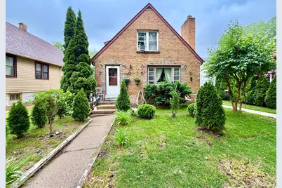 214 S 65th St, Milwaukee, WI 53214 - Photo 3