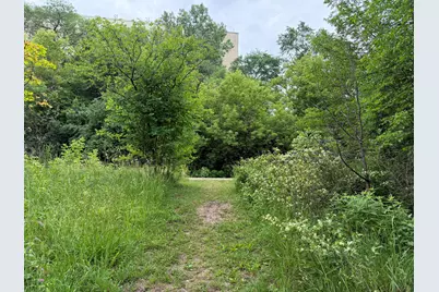 214 S 65th St, Milwaukee, WI 53214 - Photo 27