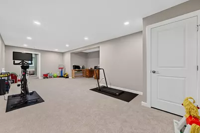8308 N Indian Creek Pkwy, Fox Point, WI 53217 - Photo 33