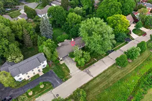 8308 N Indian Creek Pkwy, Fox Point, WI 53217 - Photo 51