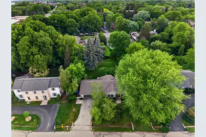 8308 N Indian Creek Pkwy, Fox Point, WI 53217 - Photo 49