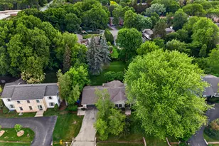 8308 N Indian Creek Pkwy, Fox Point, WI 53217 - Photo 49