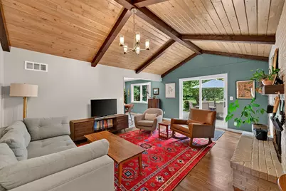 8308 N Indian Creek Pkwy, Fox Point, WI 53217 - Photo 13