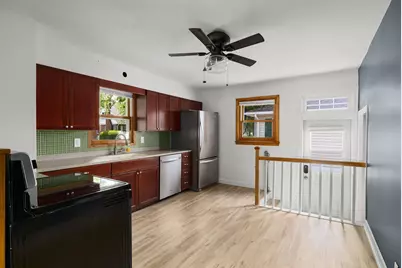 2216  30th St, La Crosse, WI 54601 - Photo 5