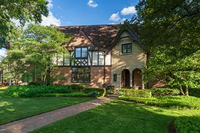 1101 E Circle Dr, Whitefish Bay, WI 53217 - Photo 5