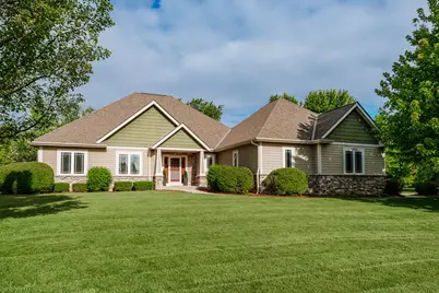 W193N5889  Canary Dr, Menomonee Falls, WI 53051 - Photo 1