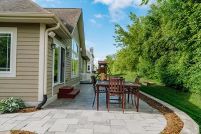 W193N5889  Canary Dr, Menomonee Falls, WI 53051 - Photo 33