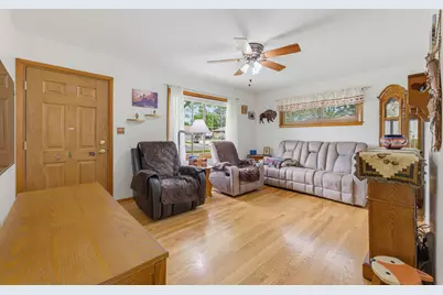 6346 N 80th St, Milwaukee, WI 53218 - Photo 3