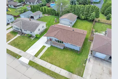 2327  Ontario Ave, Sheboygan, WI 53081 - Photo 5