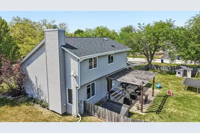3332 E Debbie Dr, Oak Creek, WI 53154 - Photo 61
