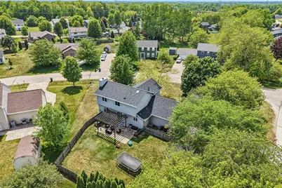 3332 E Debbie Dr, Oak Creek, WI 53154 - Photo 63