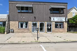 1118 Grove Ave, Racine, WI 53405 - Photo 1