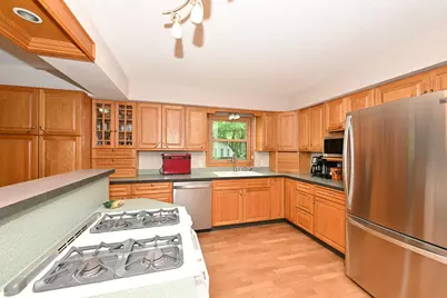 W133S6873  Bristlecone Ct, Muskego, WI 53150 - Photo 13