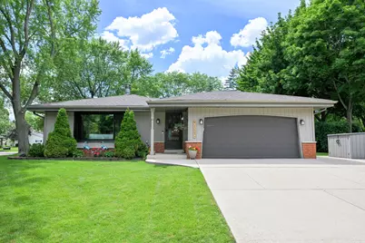 W133S6873  Bristlecone Ct, Muskego, WI 53150 - Photo 3