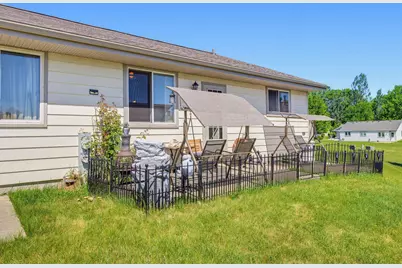 8112 N 97th Ct, Milwaukee, WI 53224 - Photo 25