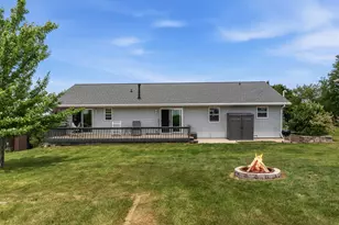 1409 Jefferson St, West Bend, WI 53090 - Photo 27