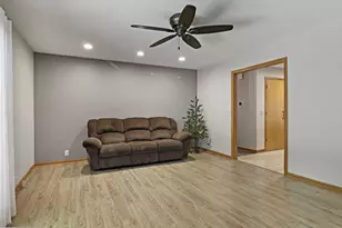 3456 N Wisconsin St, Racine, WI 53402 - Photo 7