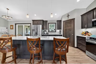 1822  Brooklyn Pl, Holmen, WI 54636 - Photo 21