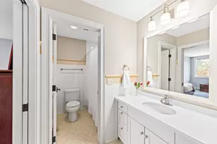 N74W16173 Stonewood Dr, Menomonee Falls, WI 53051 - Photo 35