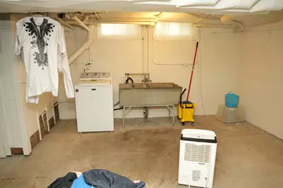 8209 W Burleigh St, Milwaukee, WI 53222 - Photo 27