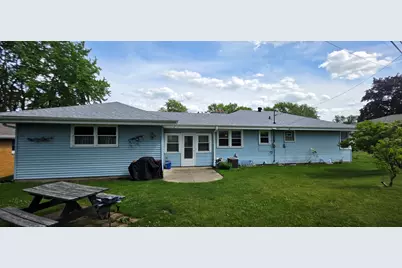 8914 W Stuth Ave, West Allis, WI 53227 - Photo 3