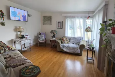 8914 W Stuth Ave, West Allis, WI 53227 - Photo 9