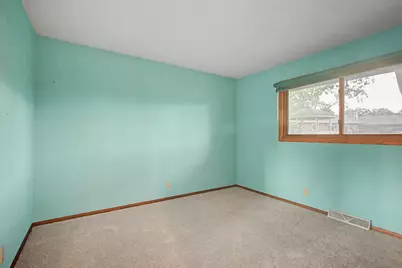 1578  Young Dr, Onalaska, WI 54650 - Photo 21