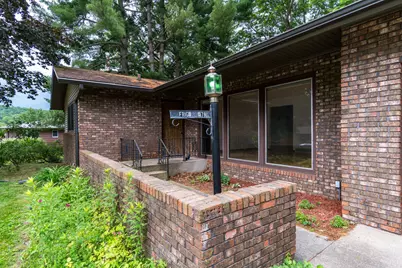 1578  Young Dr, Onalaska, WI 54650 - Photo 3