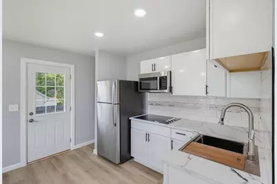 163 S 61st St, Milwaukee, WI 53214 - Photo 13
