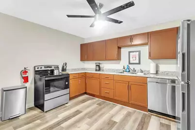 607  6th St, Racine, WI 53403 - Photo 11