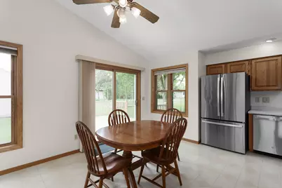 706  Woodbridge Trl, Watertown, WI 53094 - Photo 11