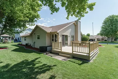 706  Woodbridge Trl, Watertown, WI 53094 - Photo 35
