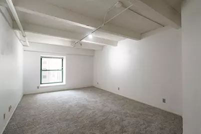 270 E Highland Ave #916, Milwaukee, WI 53202 - Photo 27