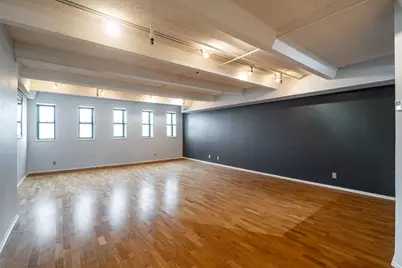 270 E Highland Ave #916, Milwaukee, WI 53202 - Photo 11