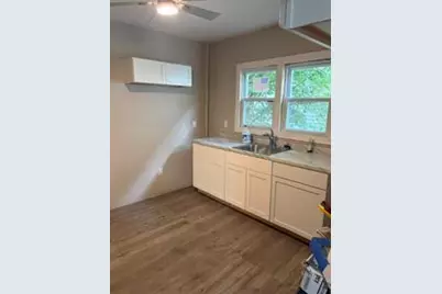 926  Walnut St, Racine, WI 53403 - Photo 5