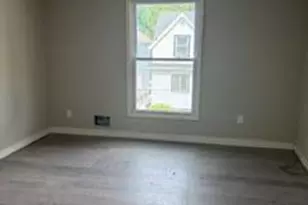 926 Walnut St, Racine, WI 53403 - Photo 7