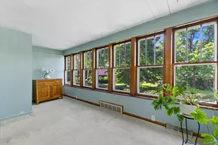 18905 W Linnie Lac Pl, New Berlin, WI 53146 - Photo 7