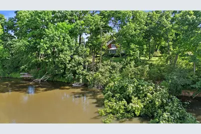 18905 W Linnie Lac Pl, New Berlin, WI 53146 - Photo 37