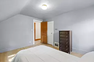 18905 W Linnie Lac Pl, New Berlin, WI 53146 - Photo 23