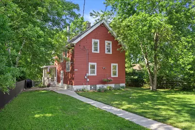18905 W Linnie Lac Pl, New Berlin, WI 53146 - Photo 3