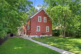 18905 W Linnie Lac Pl, New Berlin, WI 53146 - Photo 3