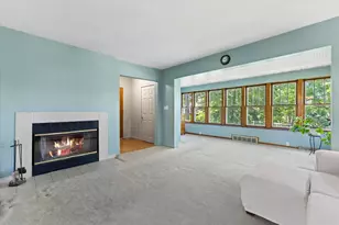 18905 W Linnie Lac Pl, New Berlin, WI 53146 - Photo 5