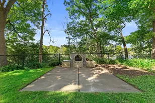 18905 W Linnie Lac Pl, New Berlin, WI 53146 - Photo 33