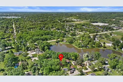 18905 W Linnie Lac Pl, New Berlin, WI 53146 - Photo 1