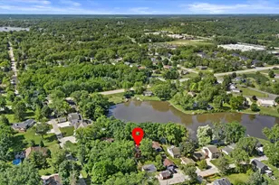 18905 W Linnie Lac Pl, New Berlin, WI 53146 - Photo 1