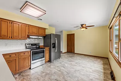 9117  Boys Dr, Sturtevant, WI 53177 - Photo 11