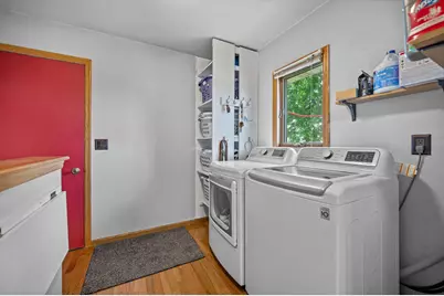 501  Davis St, Elkhorn, WI 53121 - Photo 17