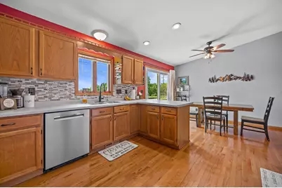 501  Davis St, Elkhorn, WI 53121 - Photo 7
